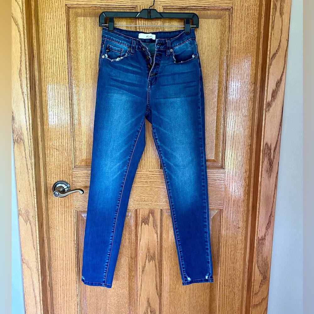 EUC Kancan Skinny Jeans 7/27